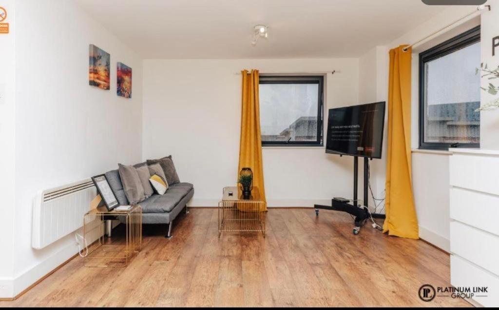 Sl Luxury 2 Bed Broad St Home Бірмінгем Екстер'єр фото