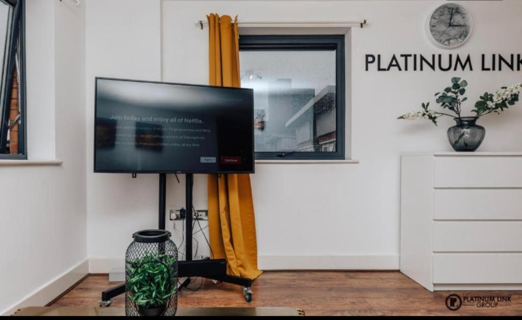 Sl Luxury 2 Bed Broad St Home Бірмінгем Екстер'єр фото